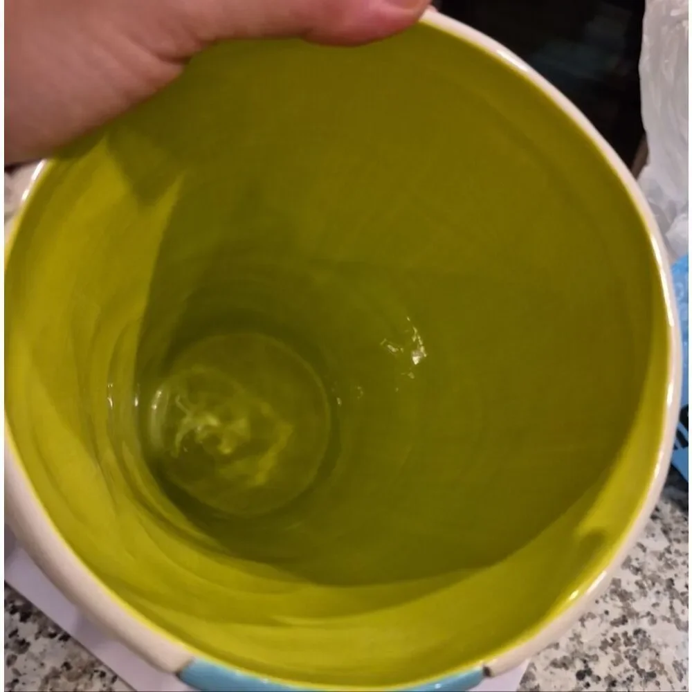 Artist signed Rare SALLY RUSSELL  Pottery Vase Circles Aqua Blue